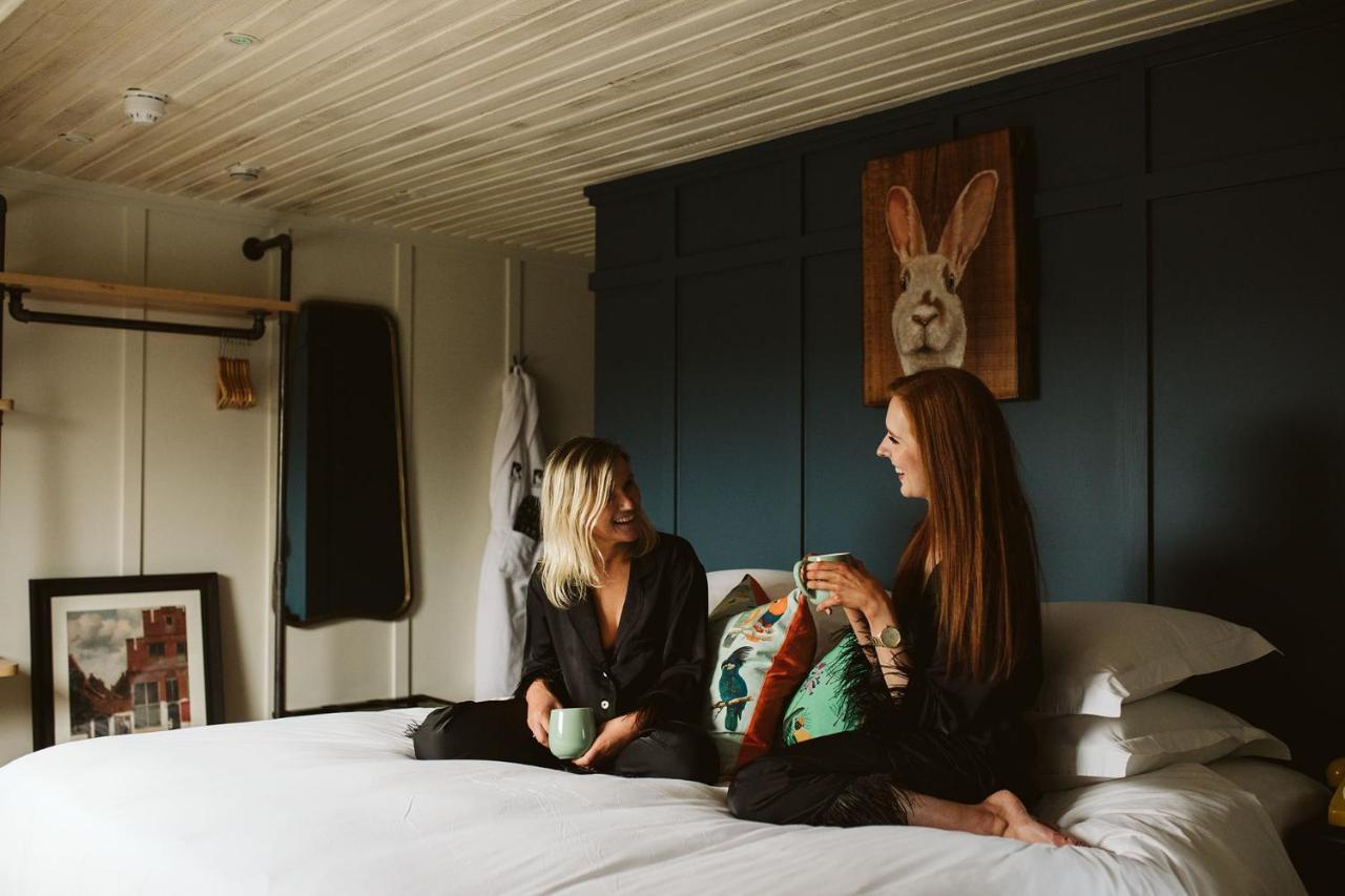The Rabbit Hotel & Retreat Templepatrick Eksteriør bilde