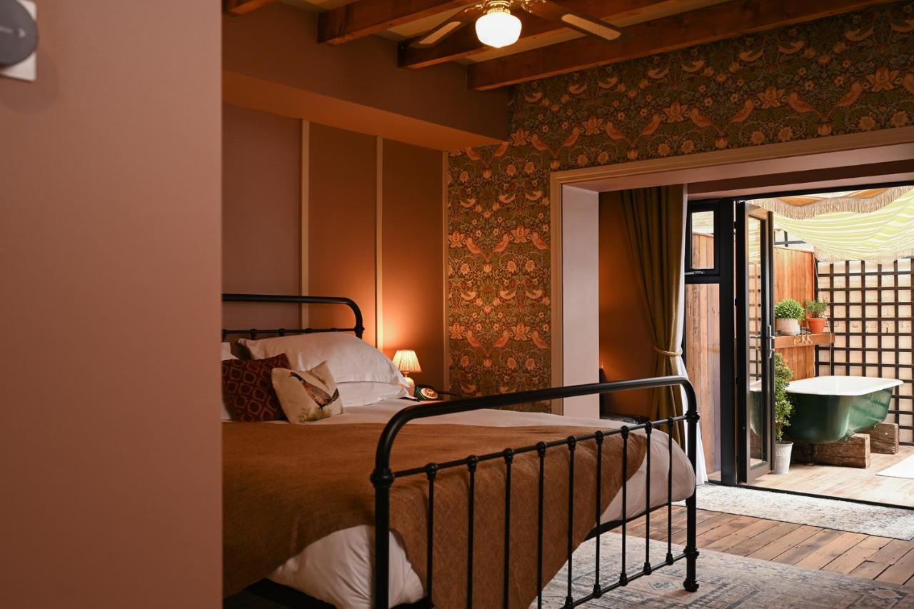 The Rabbit Hotel & Retreat Templepatrick Eksteriør bilde