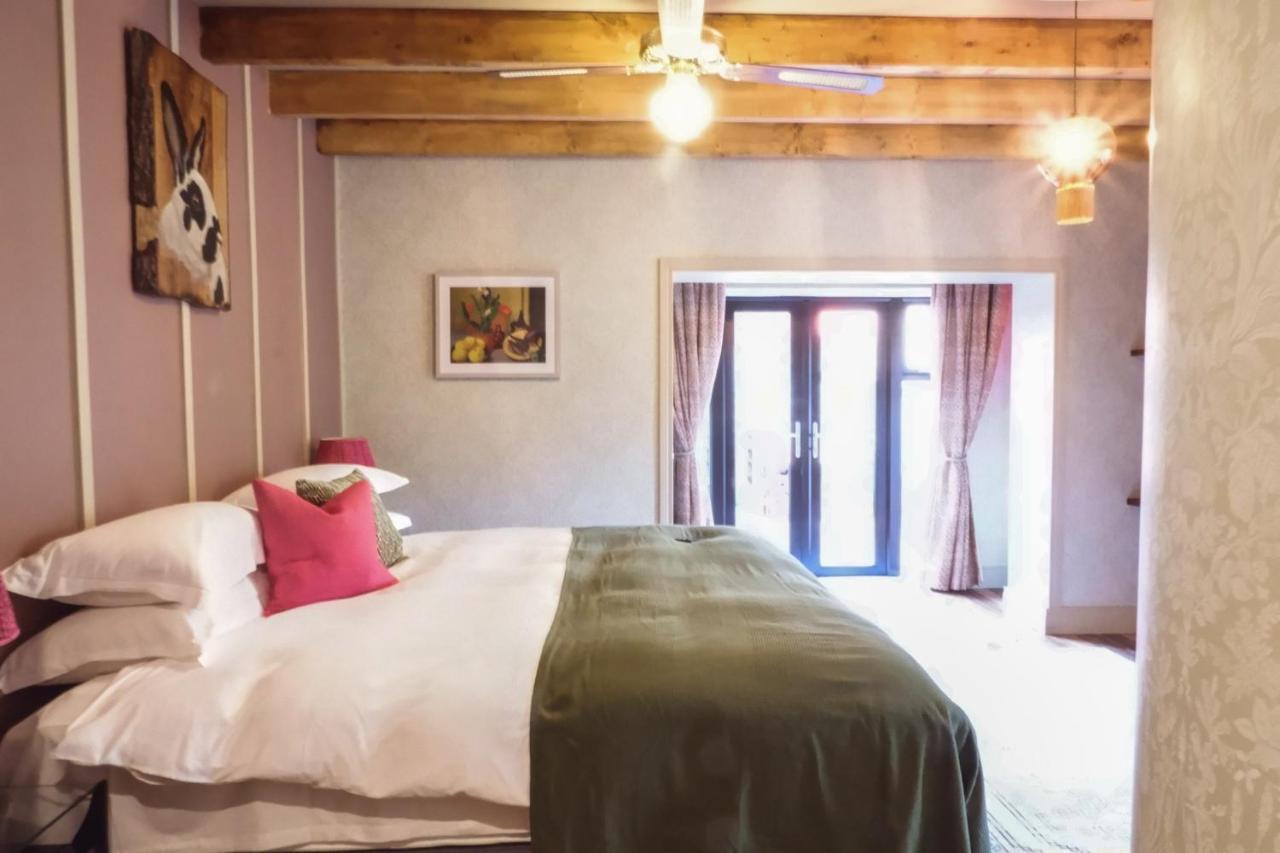 The Rabbit Hotel & Retreat Templepatrick Eksteriør bilde
